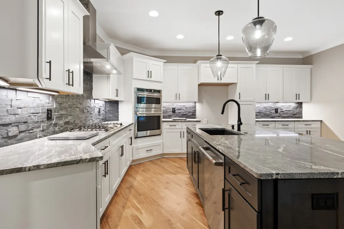 Hidden Cove Lane luxury home Western North Carolina